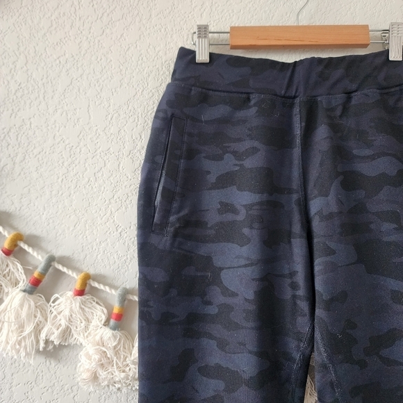 Alphalete Blue Camo Tappered Joggers Comfort Run Lounge Mens S - Picture 4 of 12